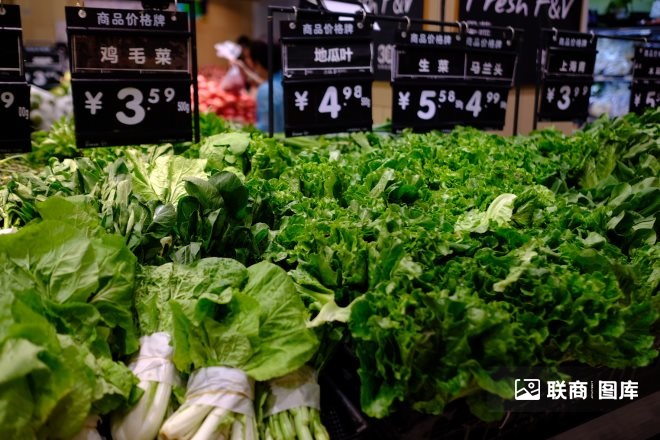 大灃超市生鮮貨架：4年花光800萬后10家生鮮店一個個倒下